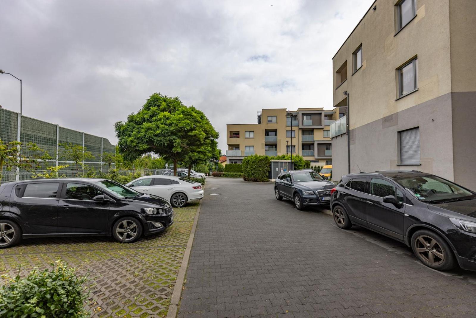 1e Barbakan Apartment